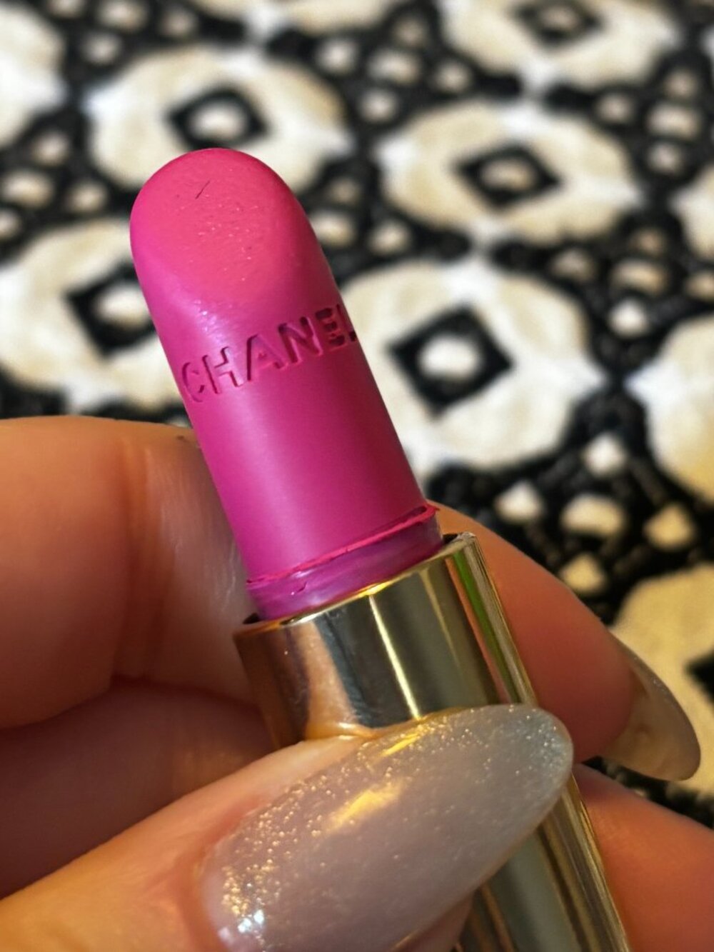 Chanel Rouge Allure Velvet Lipstick in 44 La Diva